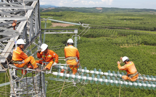 Thủ tướng yêu cầu hỗ trợ tối đa cho thi công đường dây 500kV mạch 3 trước 30/06