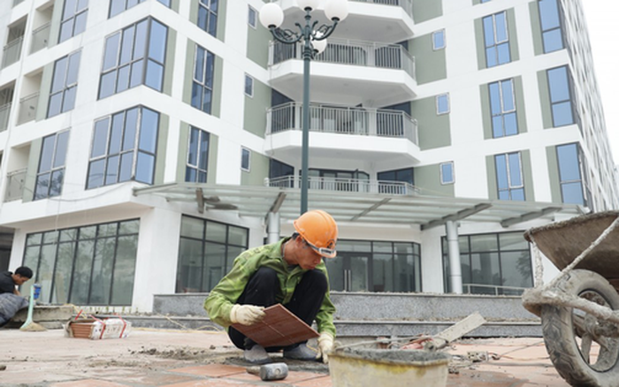 Lao động tự do tại Hà Nội, hộ khẩu tỉnh khác, không có tạm trú thì có thuộc đối tượng "người thu nhập thấp tại khu vực đô thị" để mua NƠXH hay không?