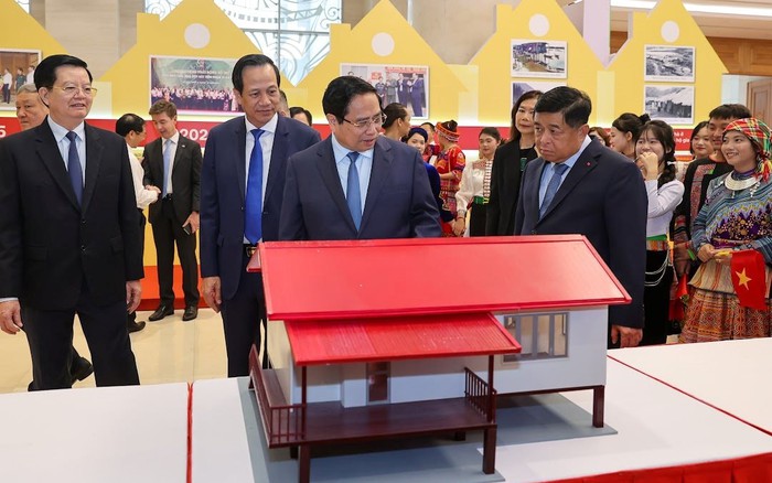 Việt Nam xóa nhà tạm, vững bền lòng dân